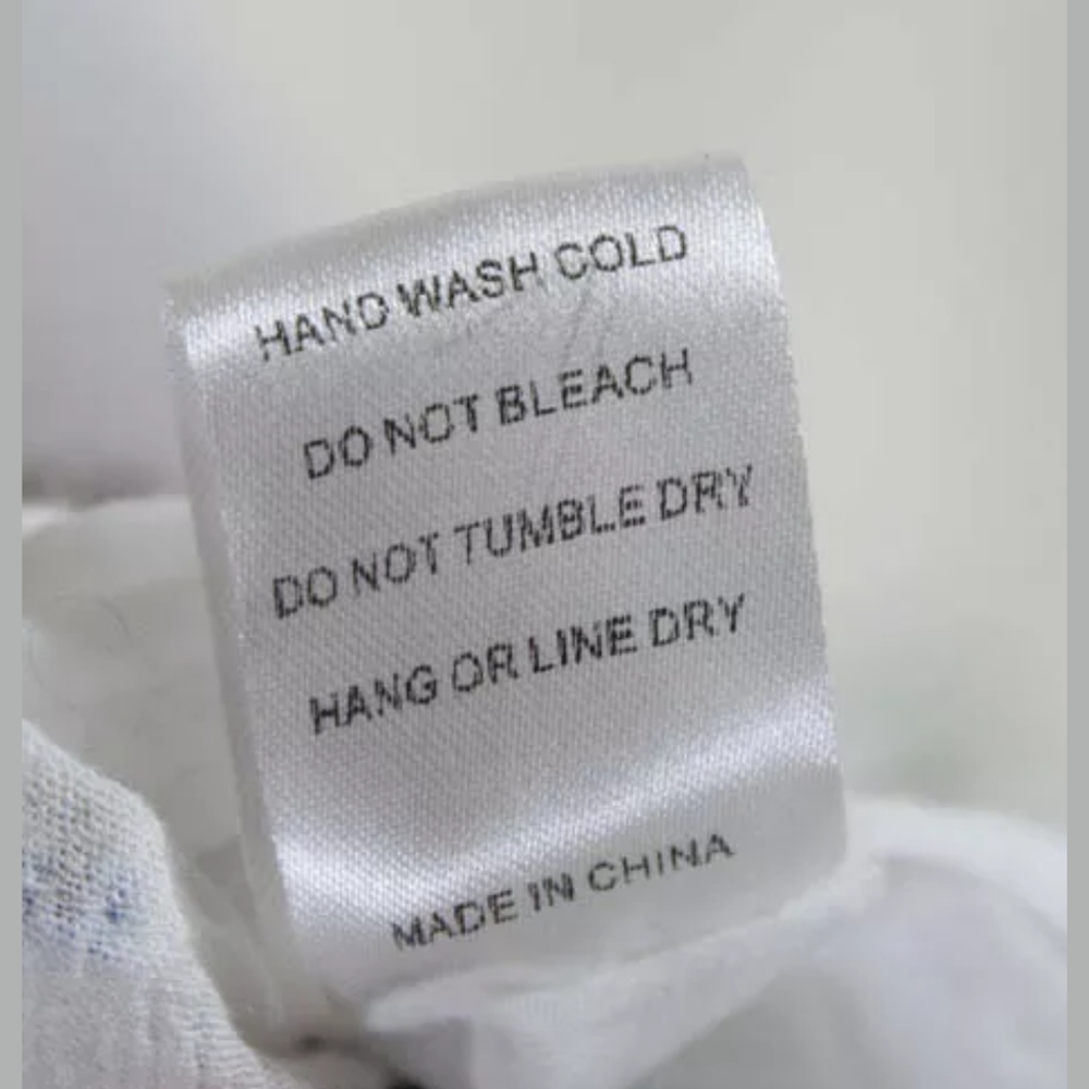 ECRU WHITE BLUE RED flower FLORAL ROMPER Sz LARGE - Picture 4 of 6